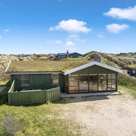 Jobst - 150m From The Sea By Interhome